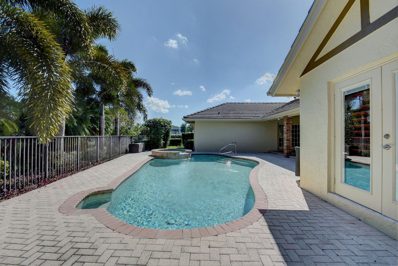 5874 Harrington Way