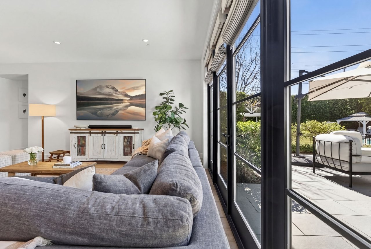 5217 E CALLE REDONDA