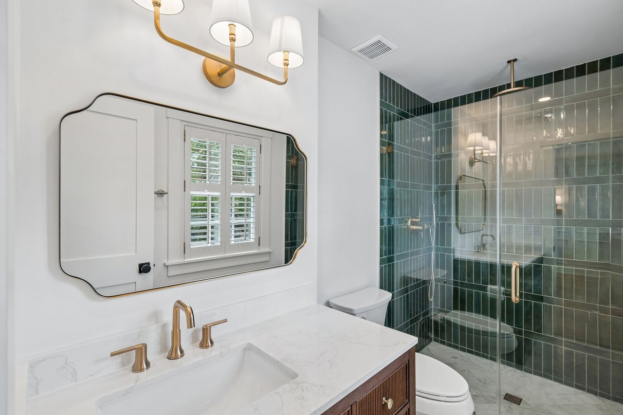 What Is It Like to Live Near Colonial Lake in Downtown Charleston? 