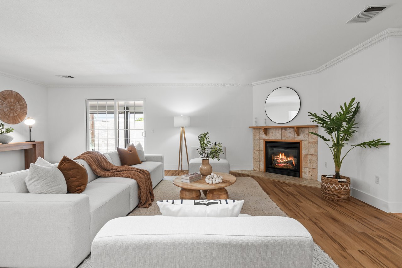 1459 Blackfield Drive