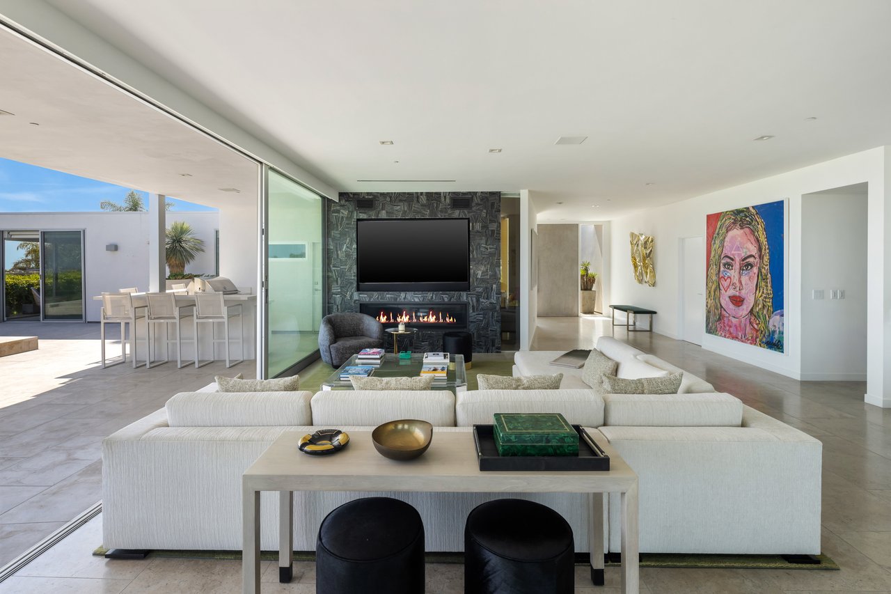 1476 Carla Rdg, Beverly Hills