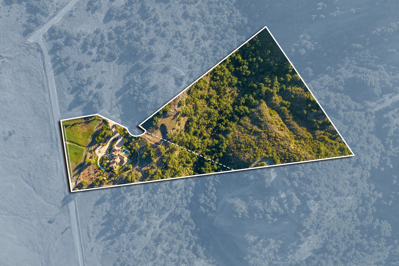 21380 Avenida Rio Encontrado