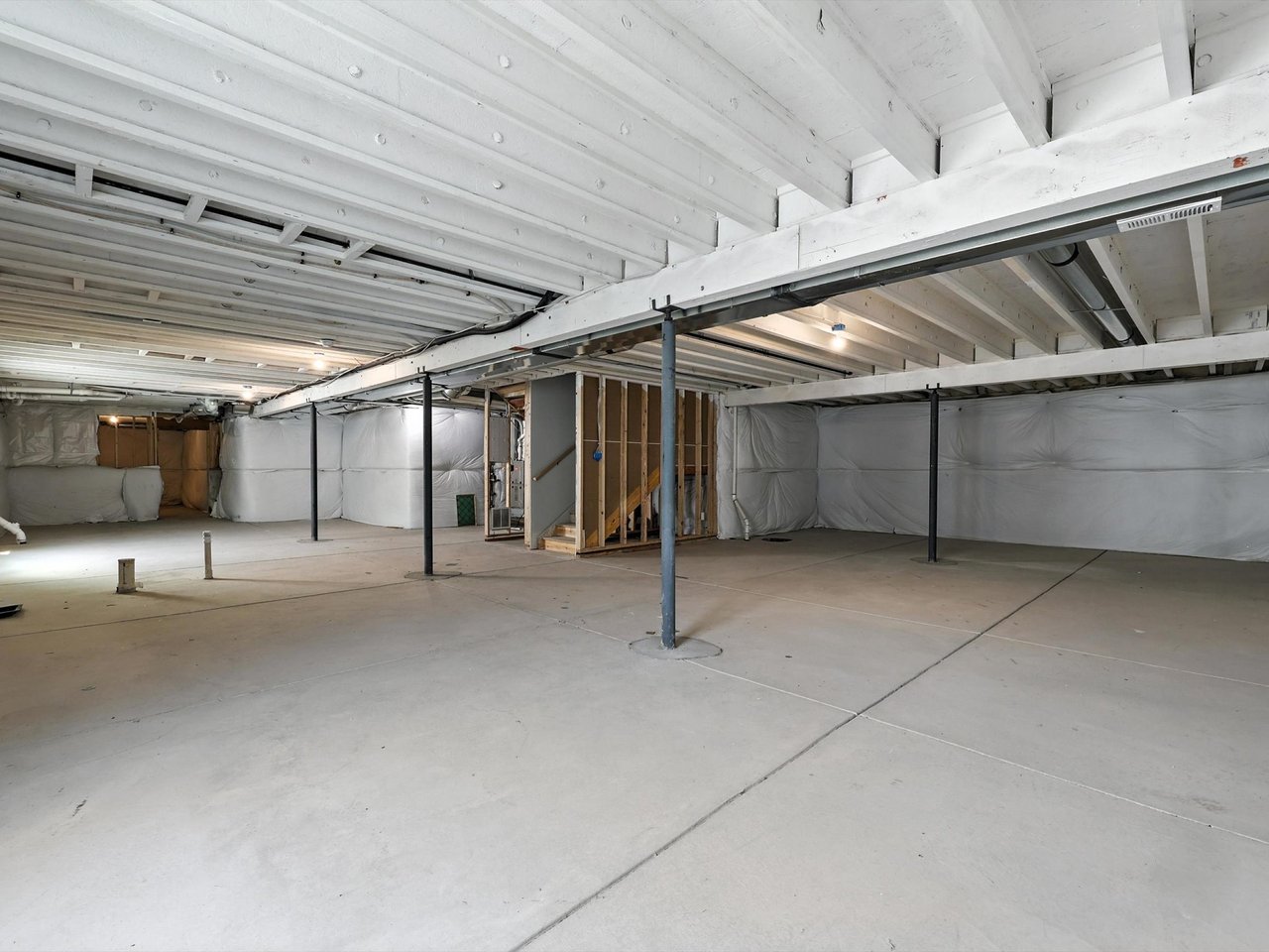 411 Indian Grass Street