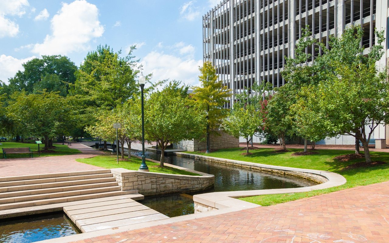 Blossomwood / Huntsville