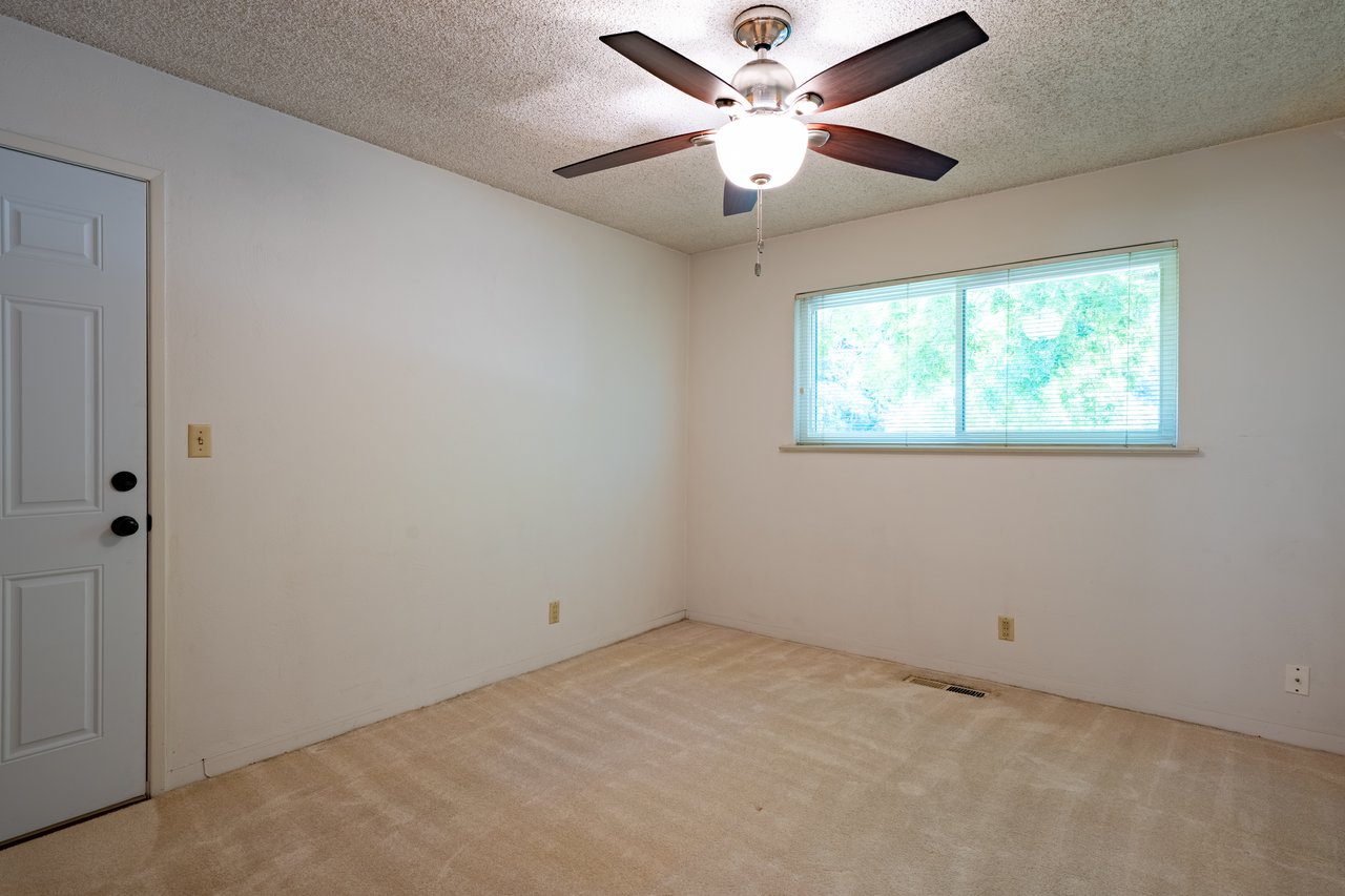 645 W Celeste Ave