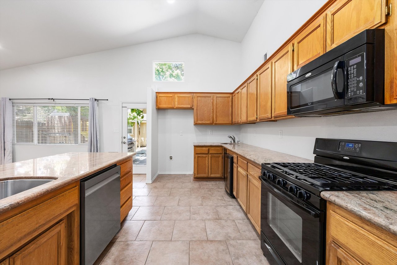 8918 Red River Ct - Bakersfield