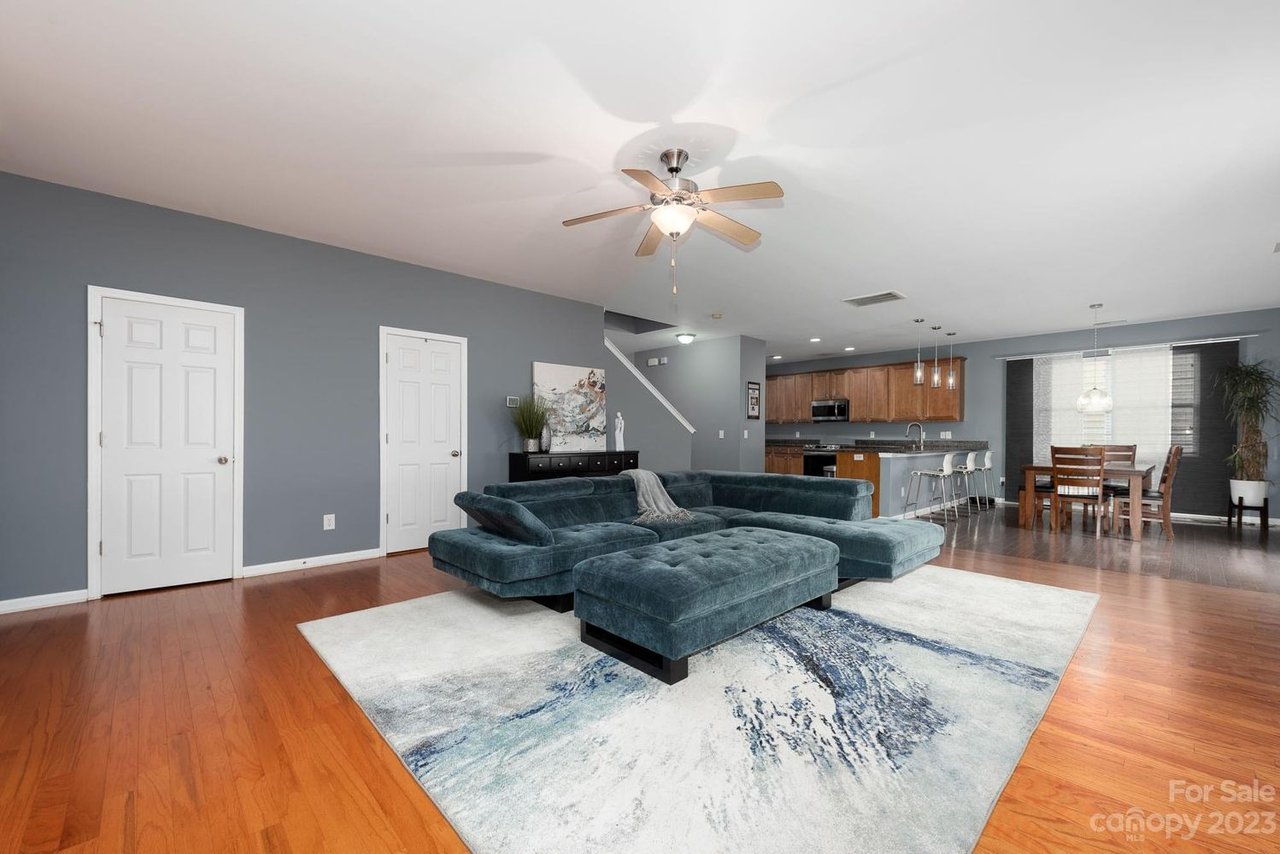 2241 Sonoma Valley Dr