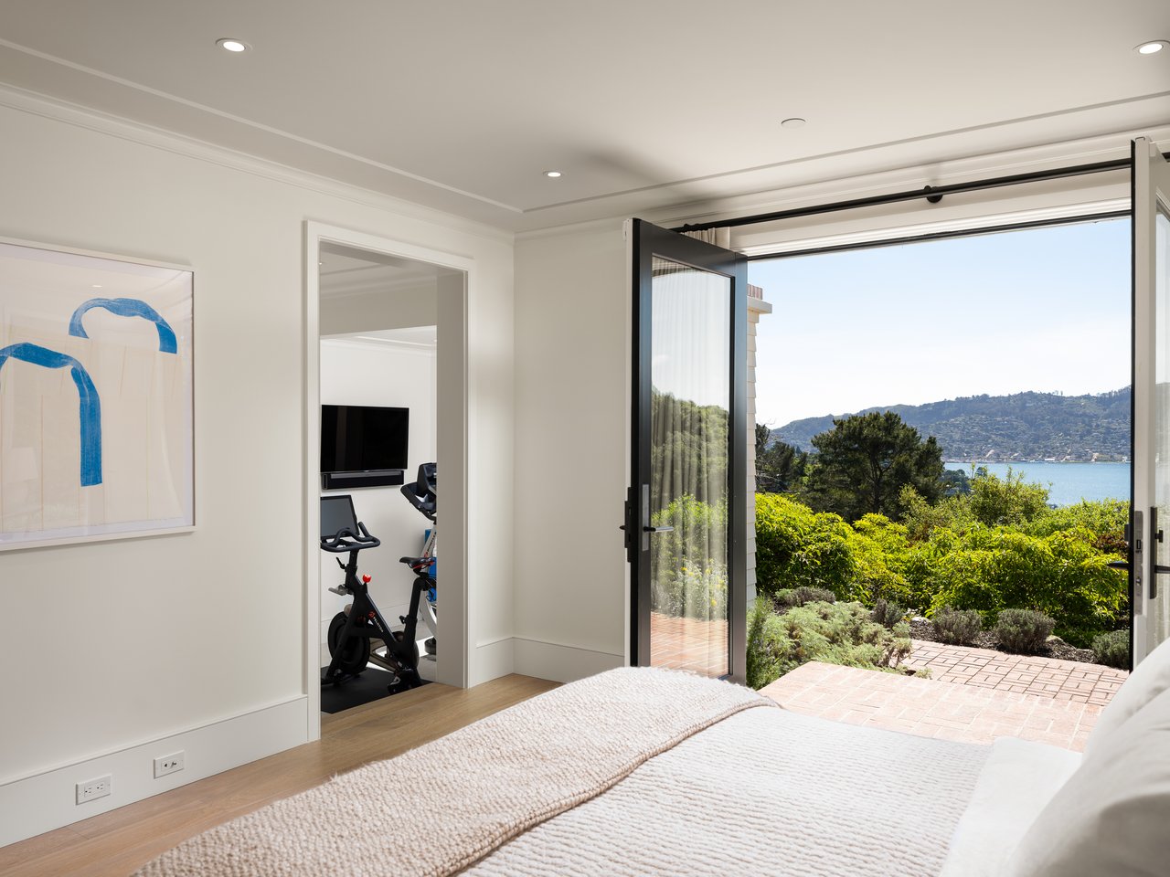 The Extraordinary Round Hill Estate