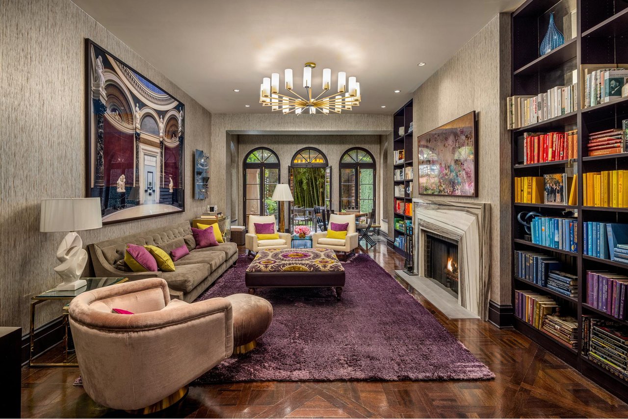 180 E 75TH St - In Contract