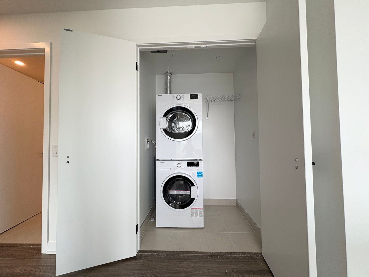 2495 Eglinton Avenue W Unit: 1703
