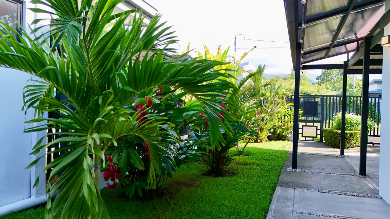 Walk-to-Everything Uvita Retreat | 3BR Home Minutes from the Beach