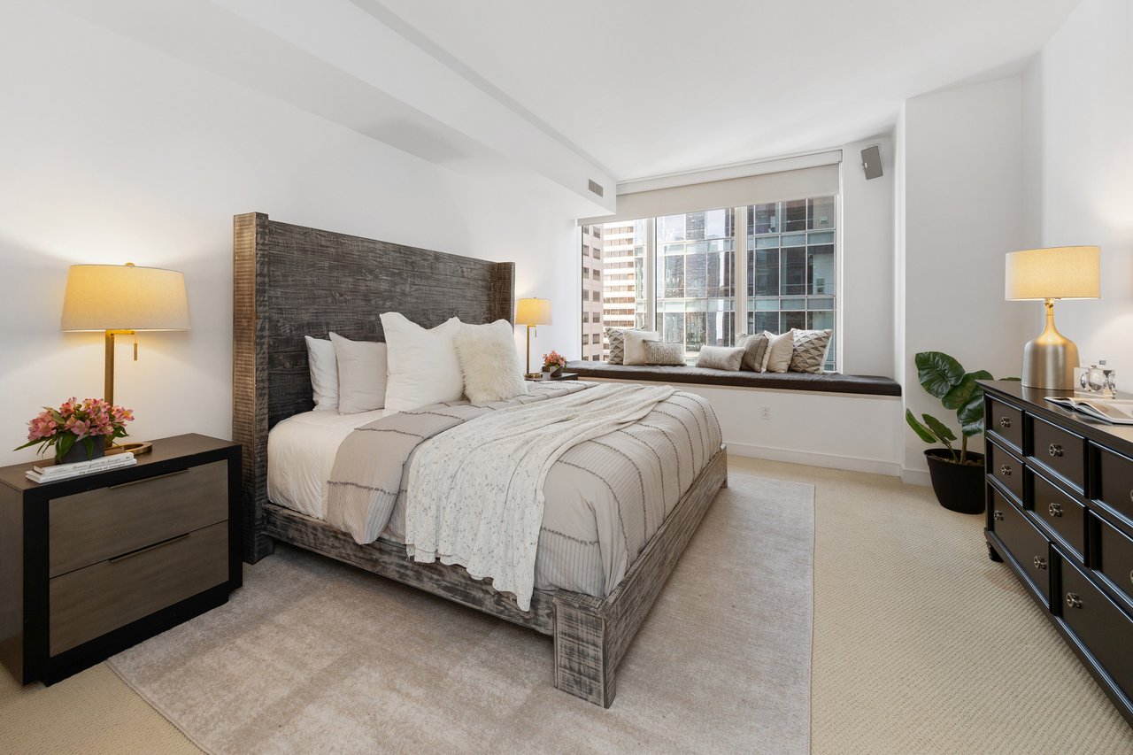 2-Bedroom Corner Views at 301 Mission