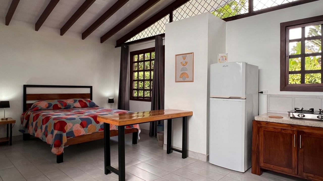 Home, 2 Rental Cabinas & Expansion Potential in Ojochal