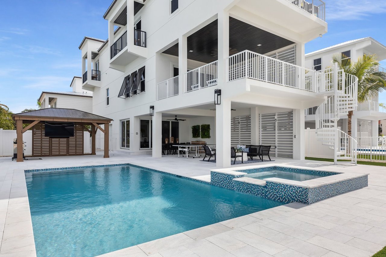 735 50th St Gulf