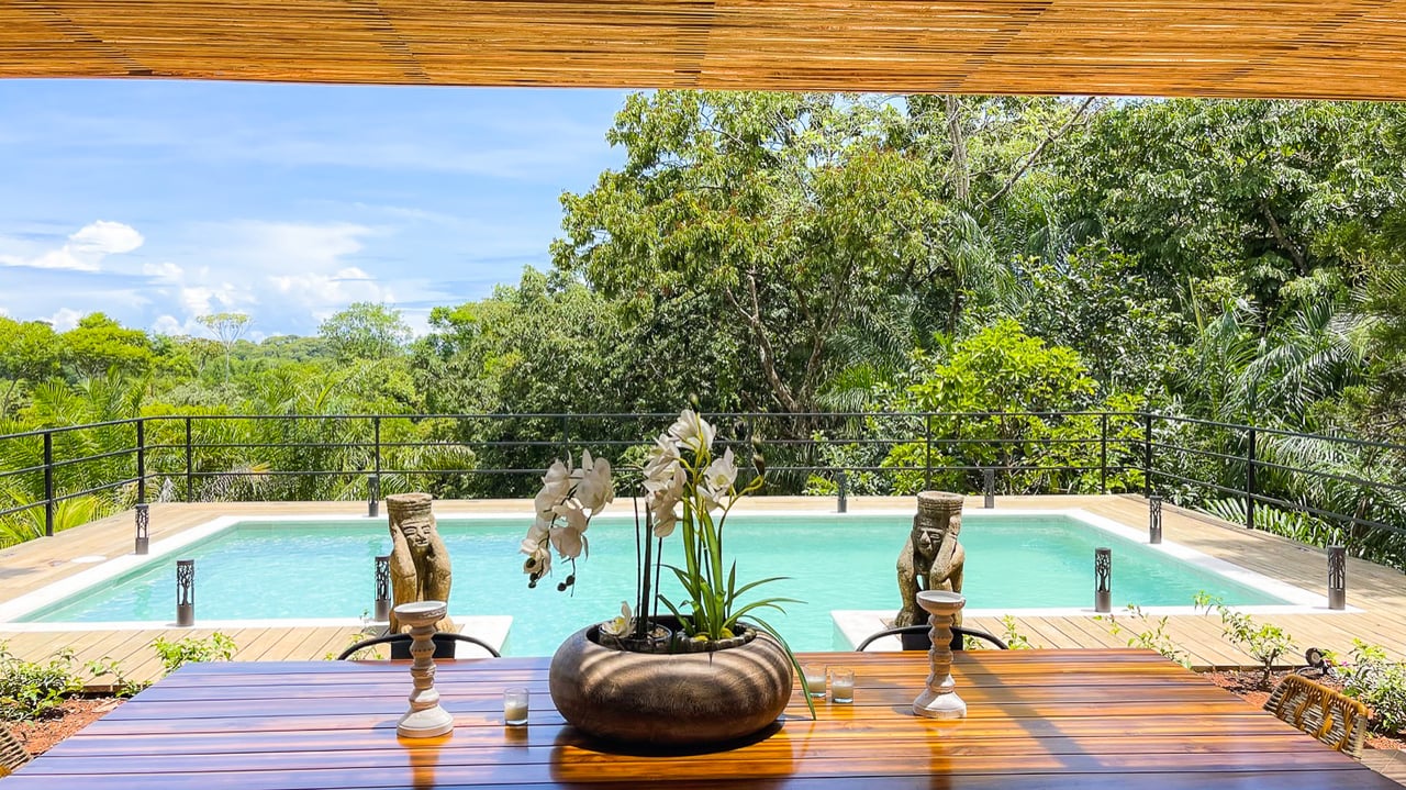 Five Star Private Rainforest Estate on Acreage with Creek