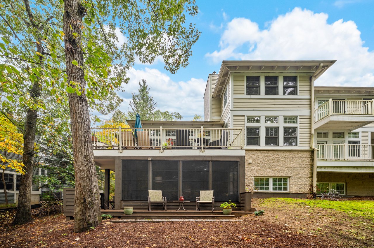 Lake MI Townhouse