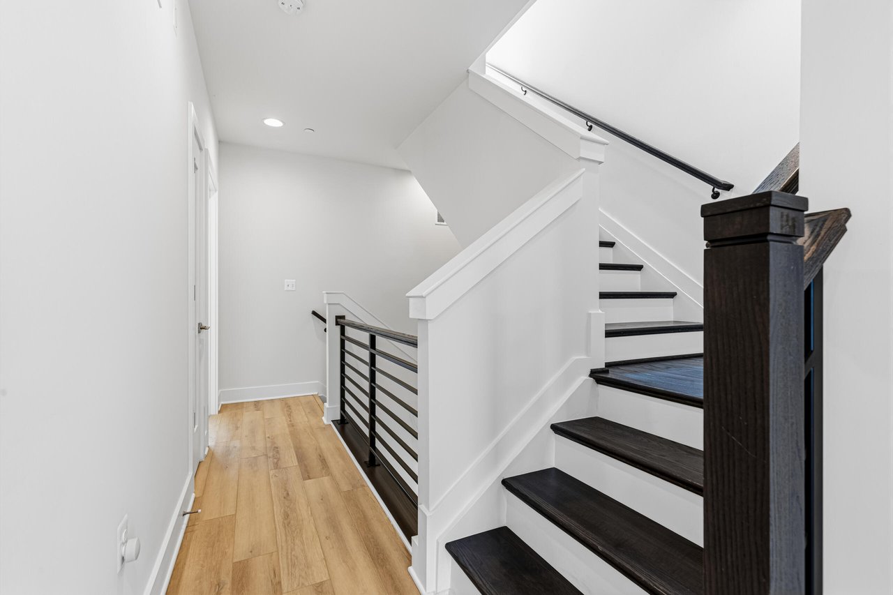 8189 River Rd, Bethesda MD 20817