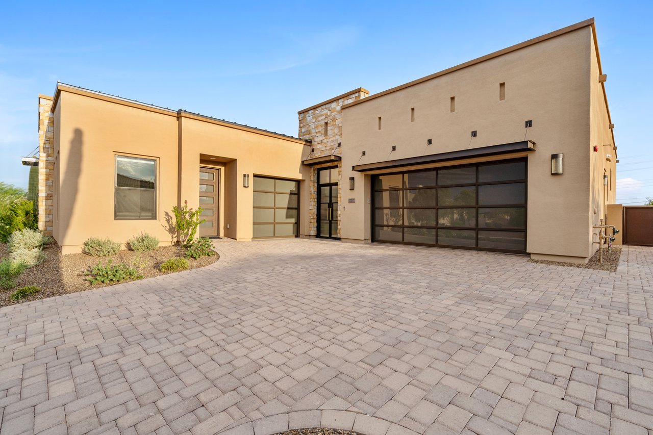 17237 E DESERT VISTA Trail