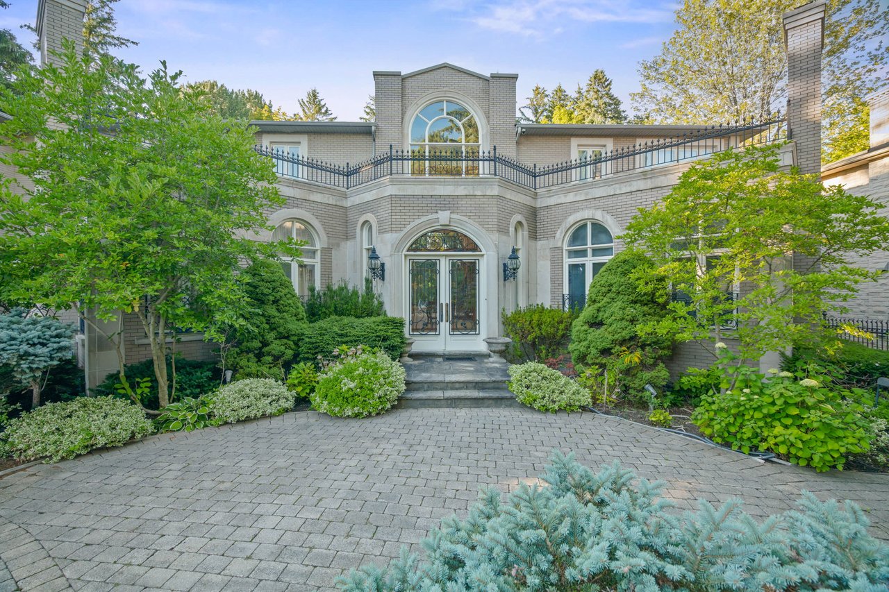 Neoclassical Residence