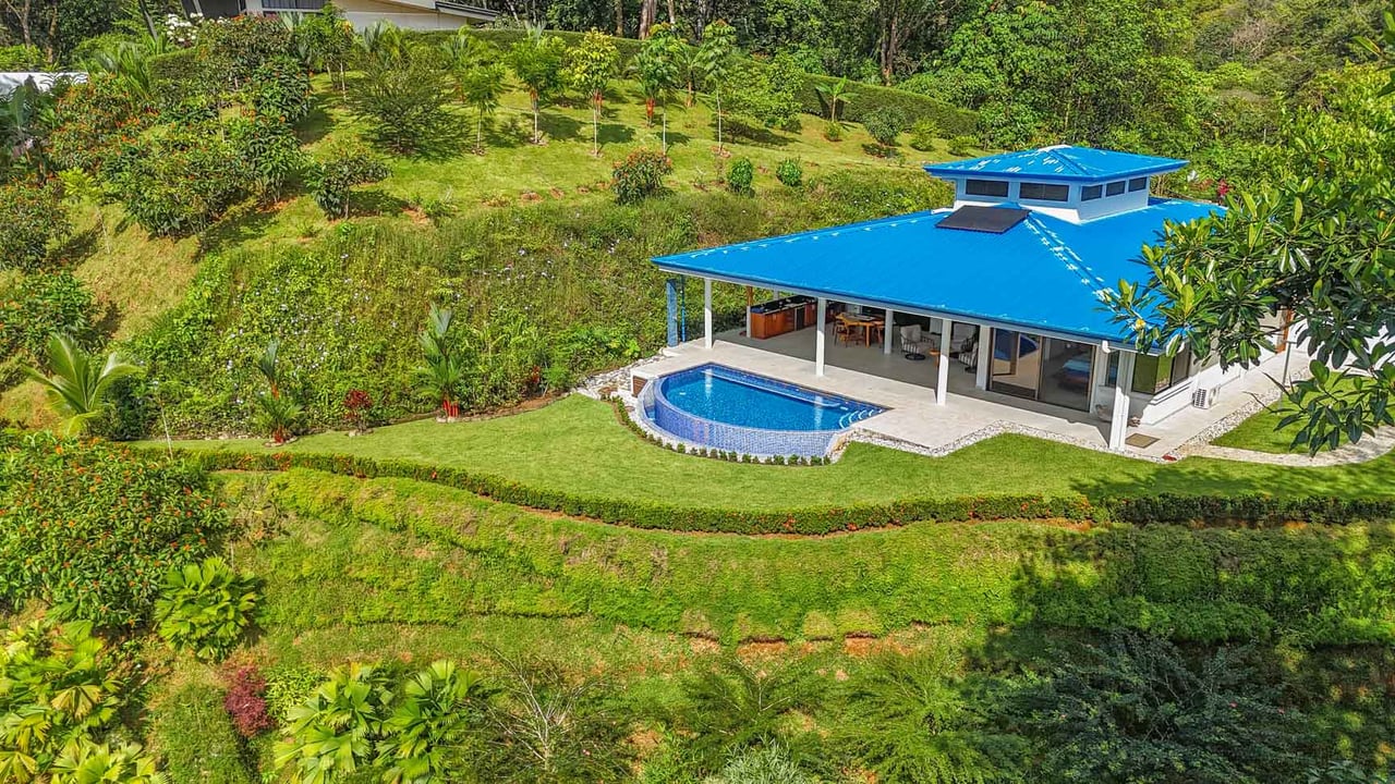 Private 2-Bed Hacienda with Ocean & Mountain Views, Pool & Development Potential in Ojochal