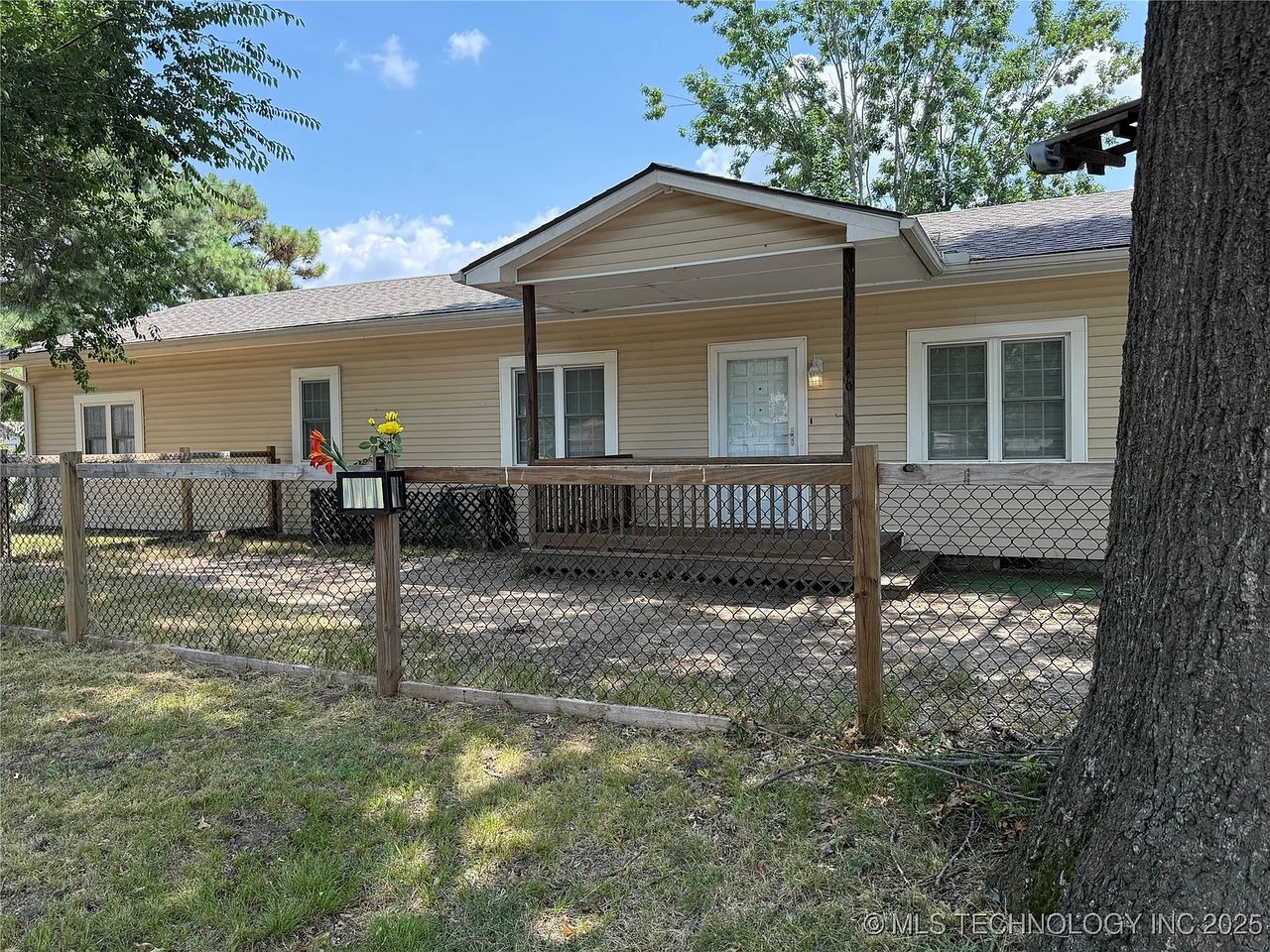 116 SW 5th St