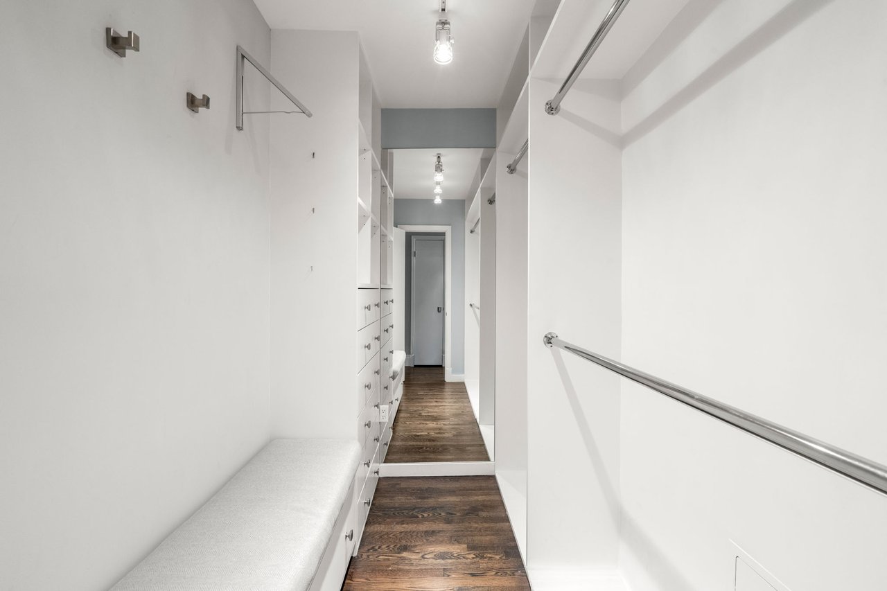 Highly Renovated Harbor Towers Residence