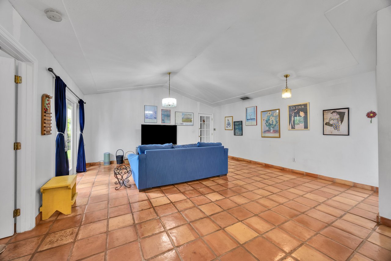 Estate Sale Opportunity in Kendall