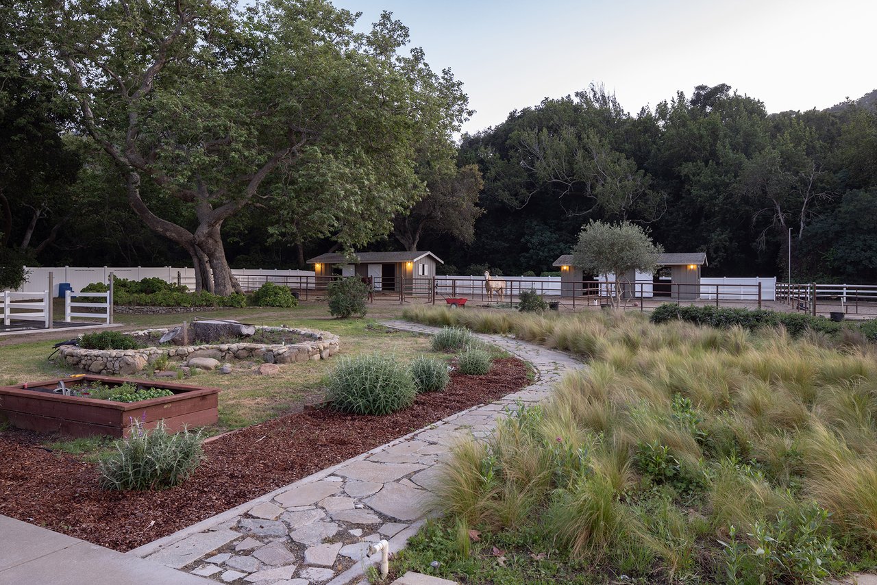 Carmel Valley Country Living