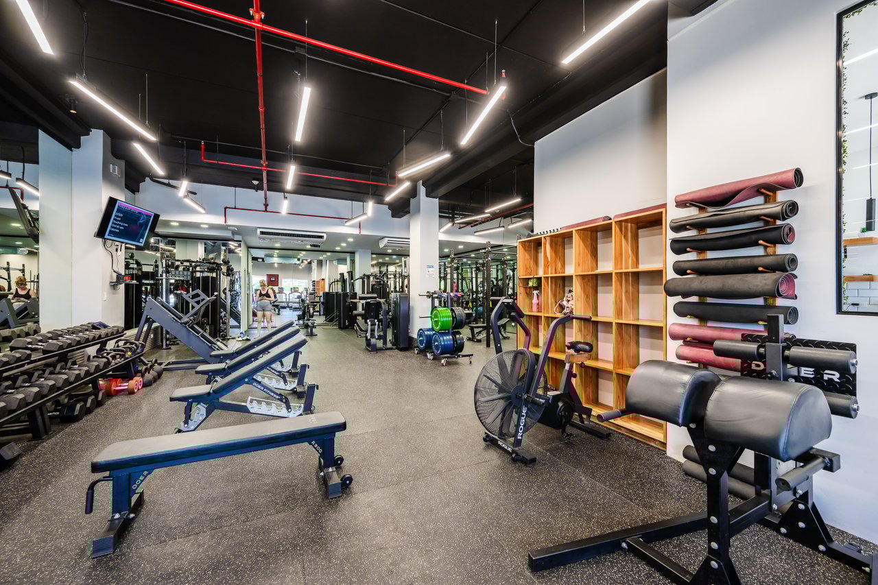 Flamingo Fitness at Marina Flamingo | Premier Gym & Wellness Facility at Marina Flamingo