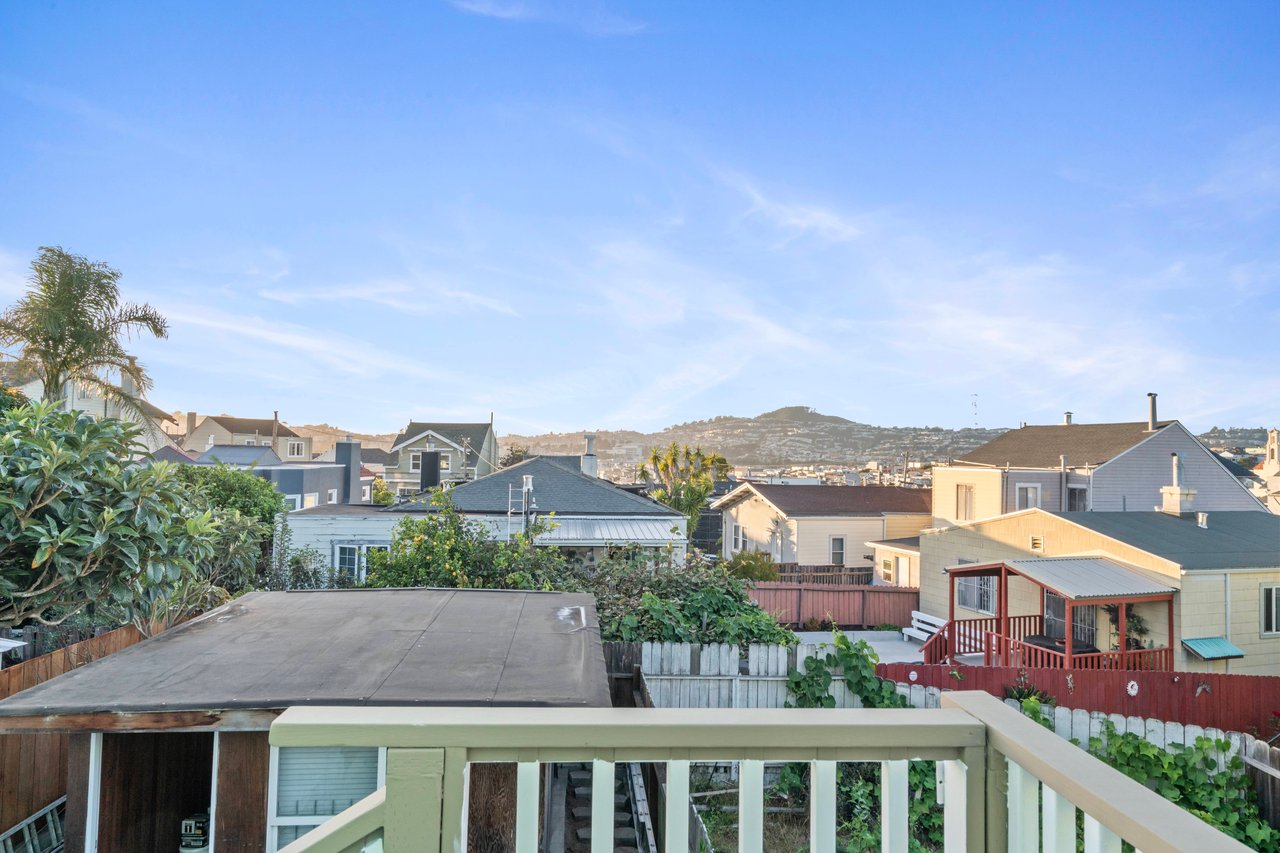 32 Seville St