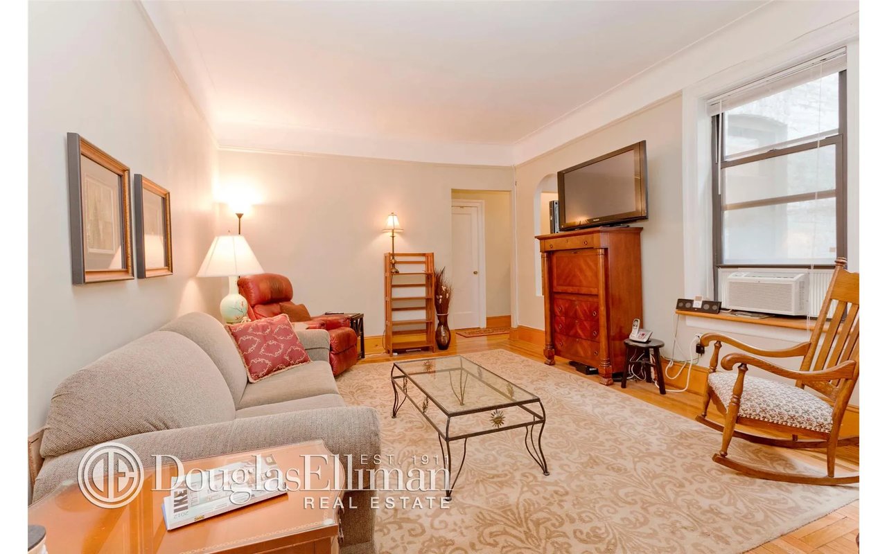 333 East 80th Street Unit: 2H
