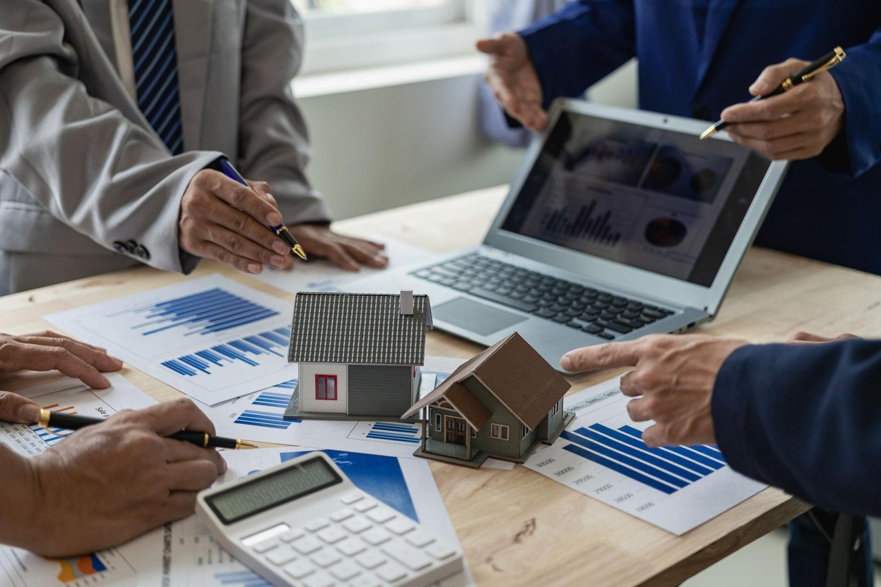 🏡 Why Today’s Real Estate Market Rewards Strategy Over Speed