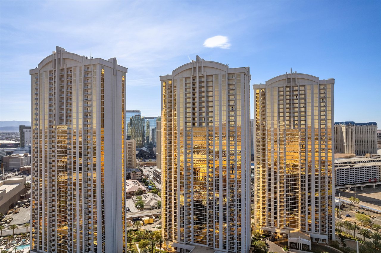 125 East Harmon Avenue 3520