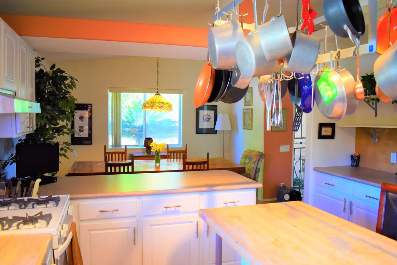 52505 Avenida Alvarado