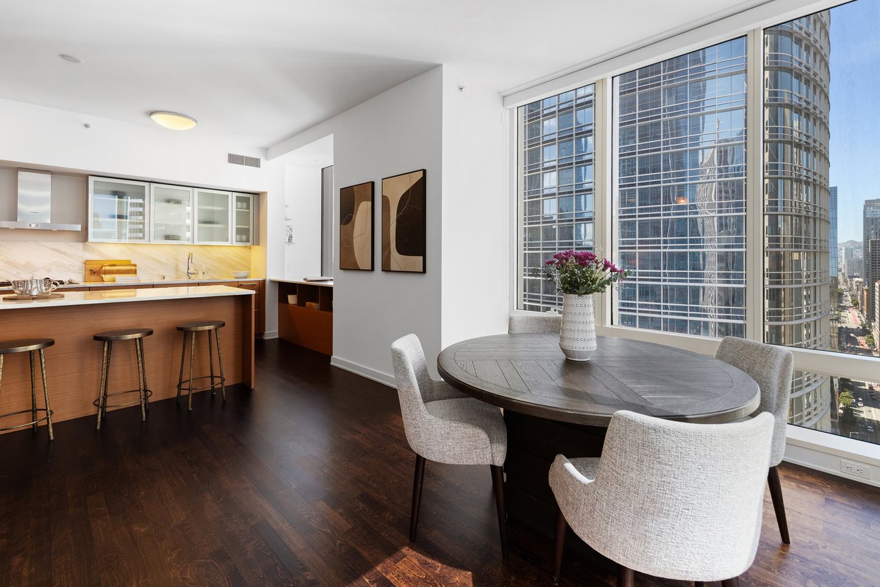 2-Bedroom Corner Views at 301 Mission