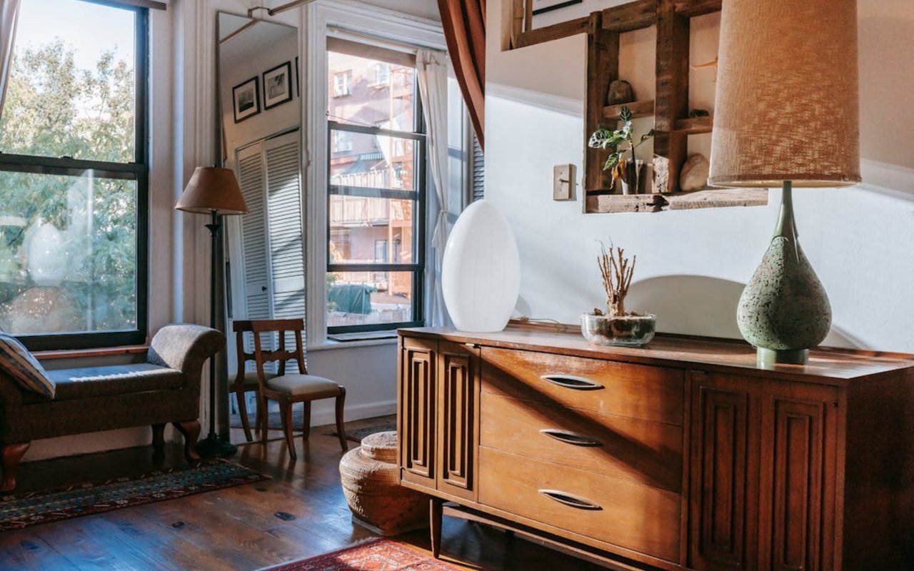 How to Choose Furniture That Fits Your Lake Geneva Home cover