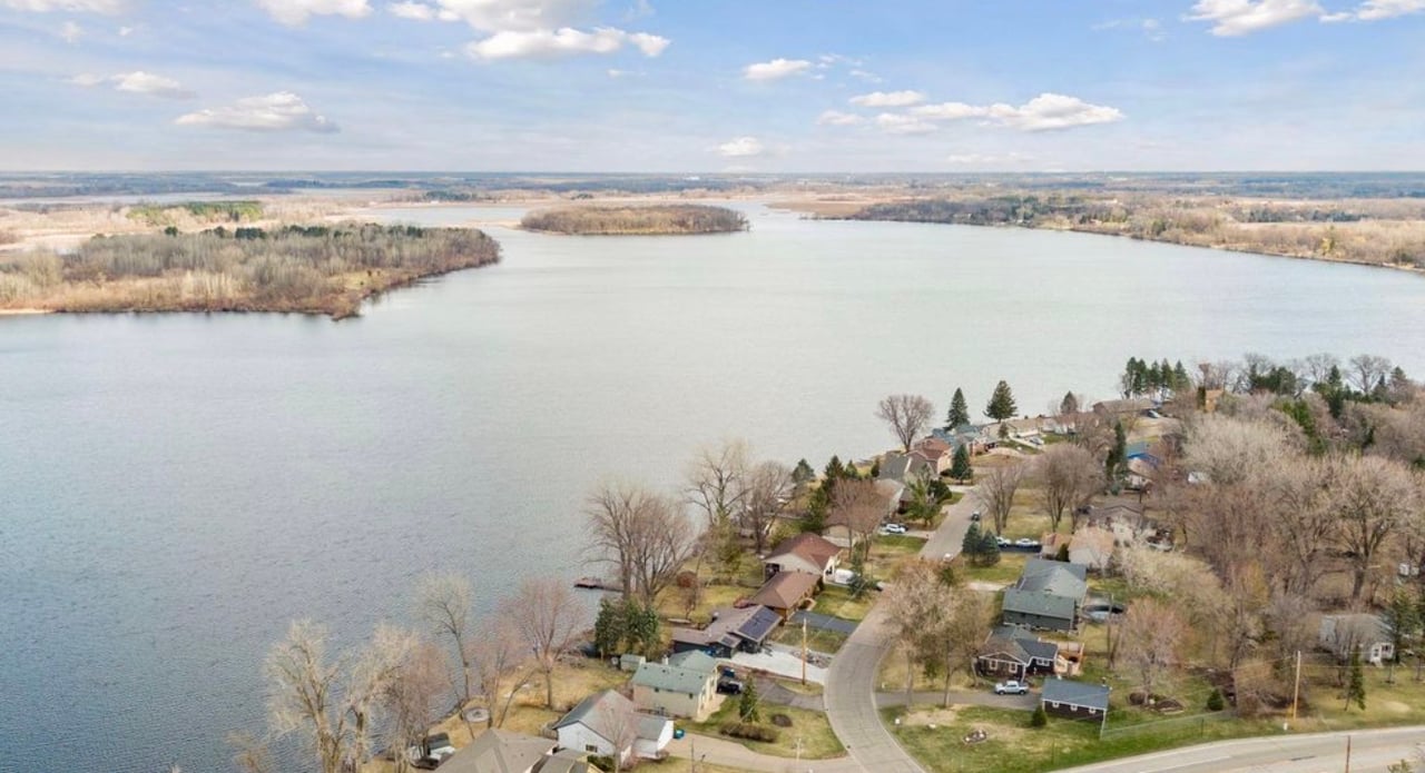 PELTIER LAKE: THE RICE CREEK CHAIN'S BEST-KEPT SECRET