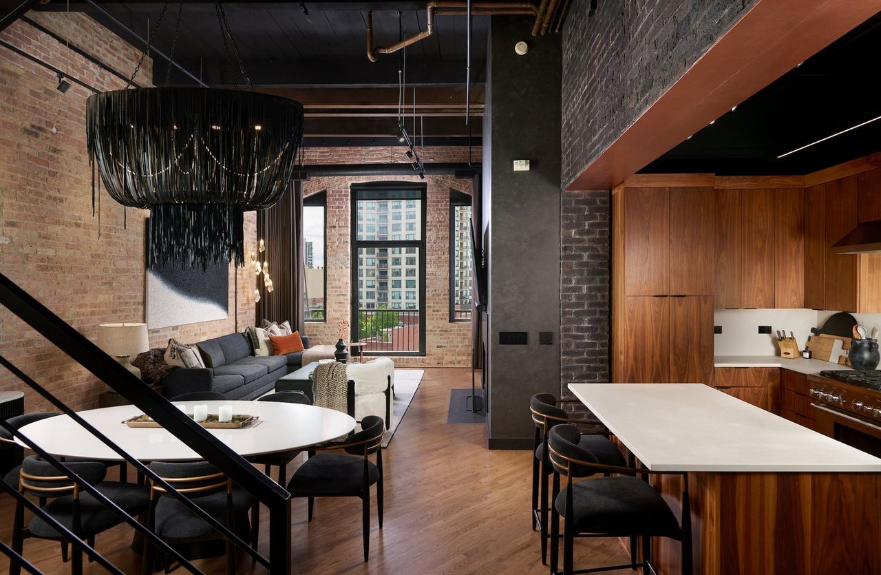 550 N Kingsbury St Unit: 603