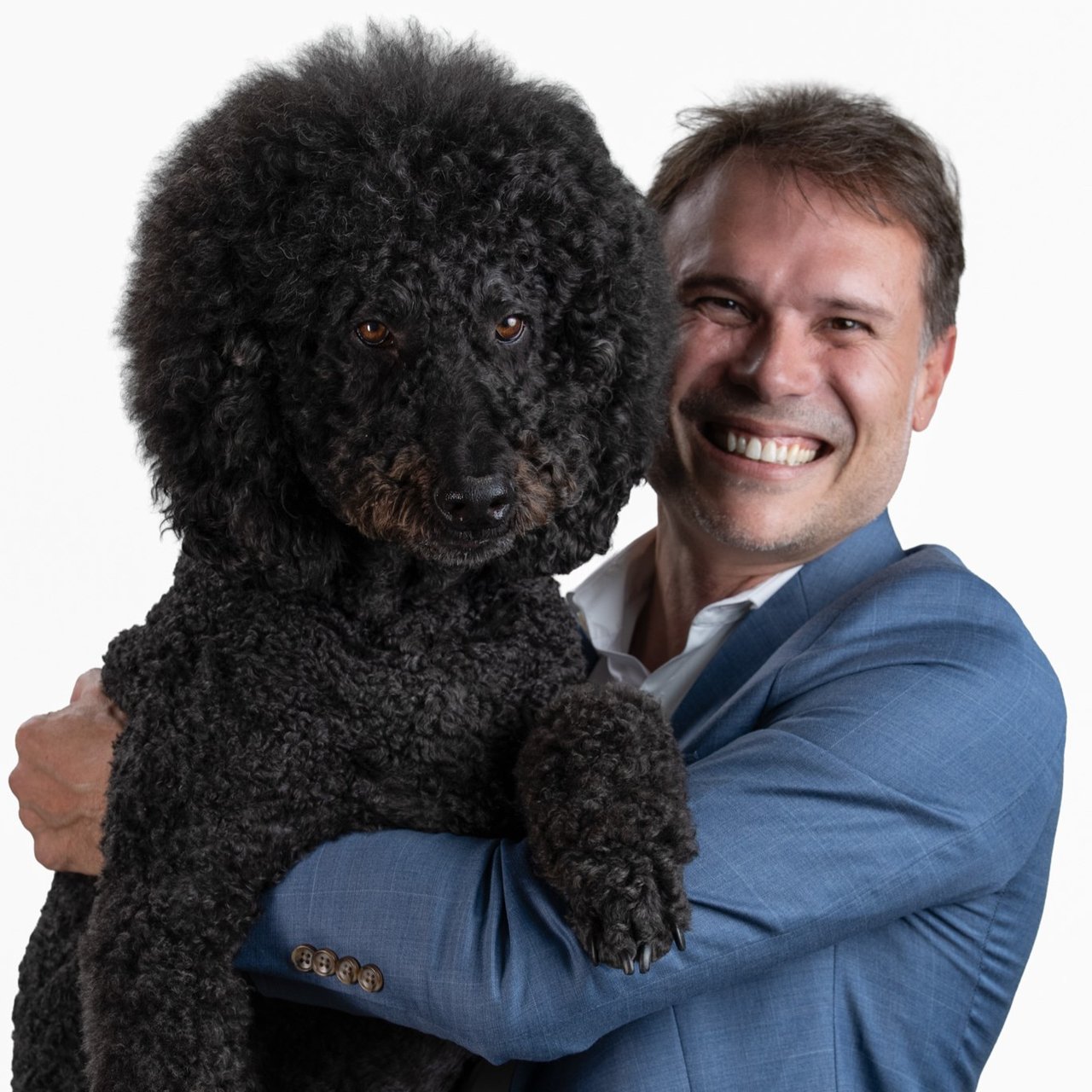 Victor Tort Palm Springs, CA Real Estate Agent Headshot