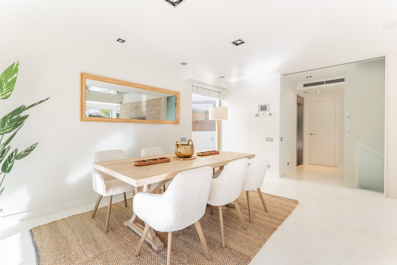 Exclusive house for sale in the centre of Sant Cugat 