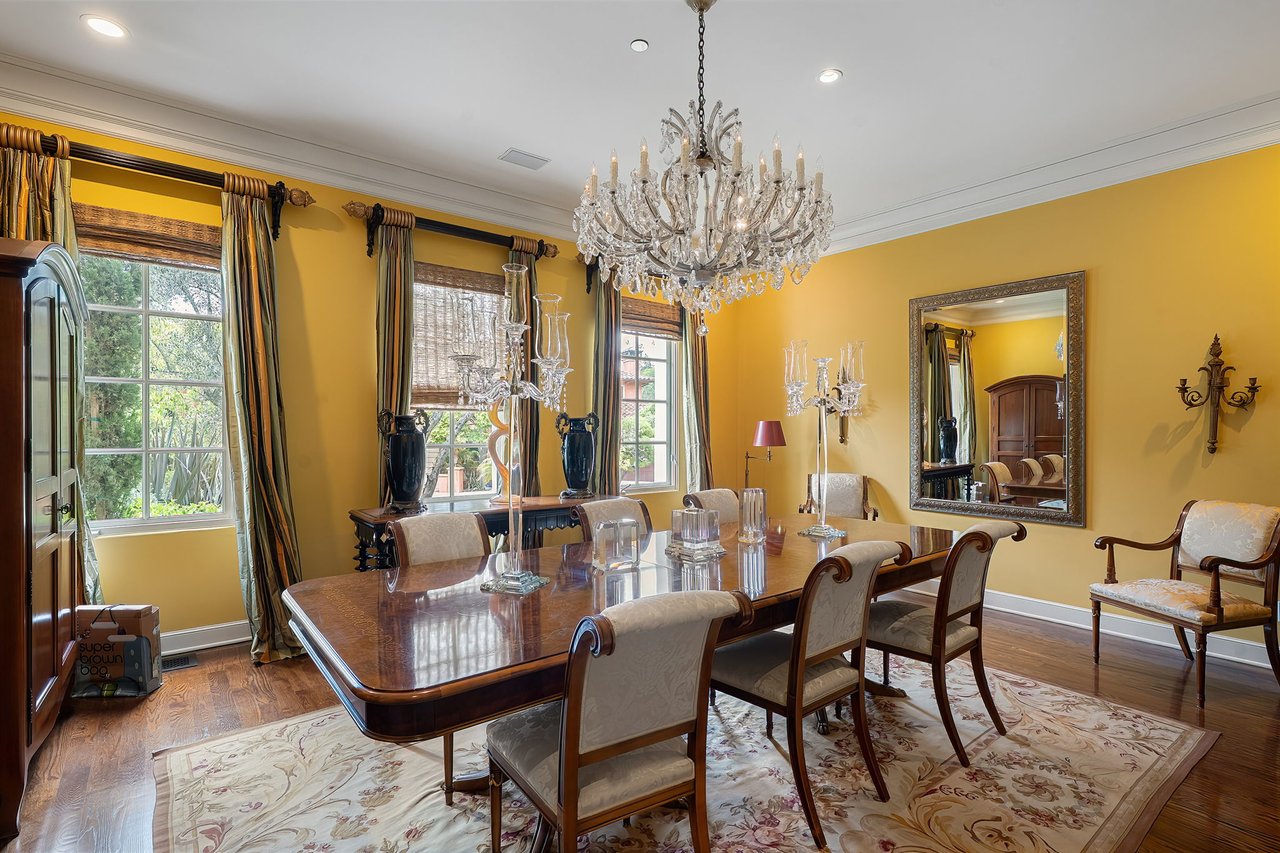 13935 Durham Rd, Beverly Hills 