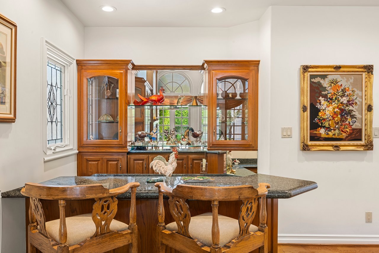 201 N Palm Dr, Beverly Hills 