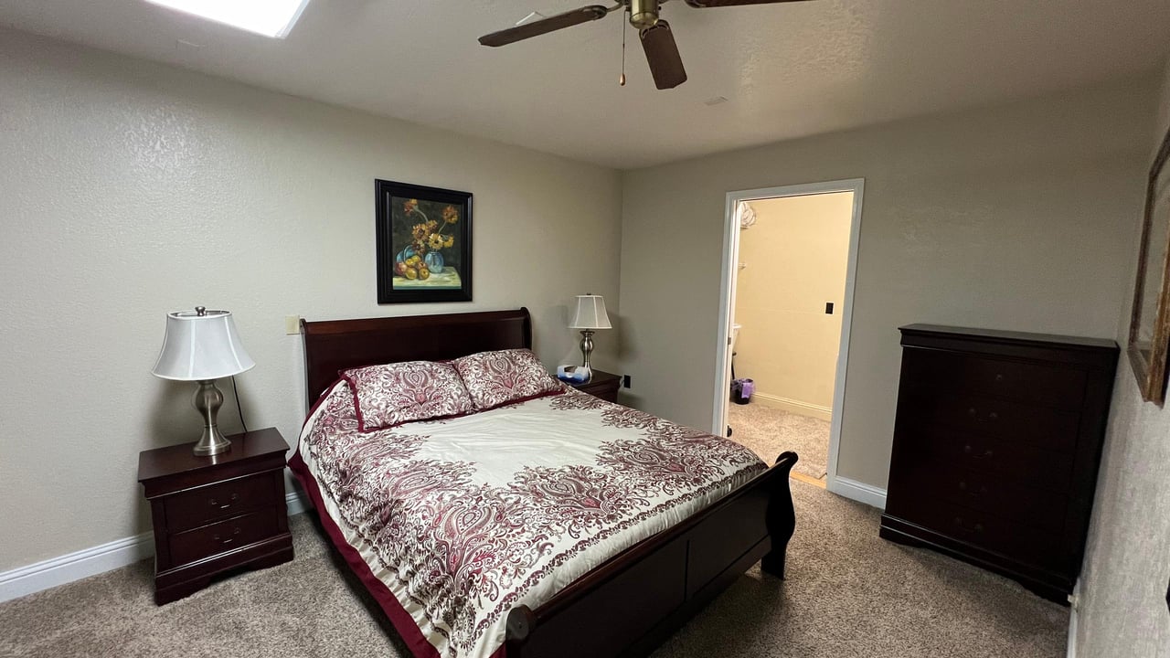 555 Hwy 101 S Apt 1