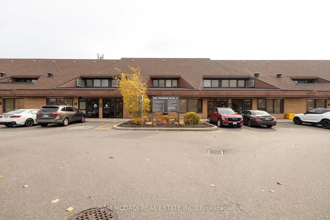 120 Traders Blvd E, #204