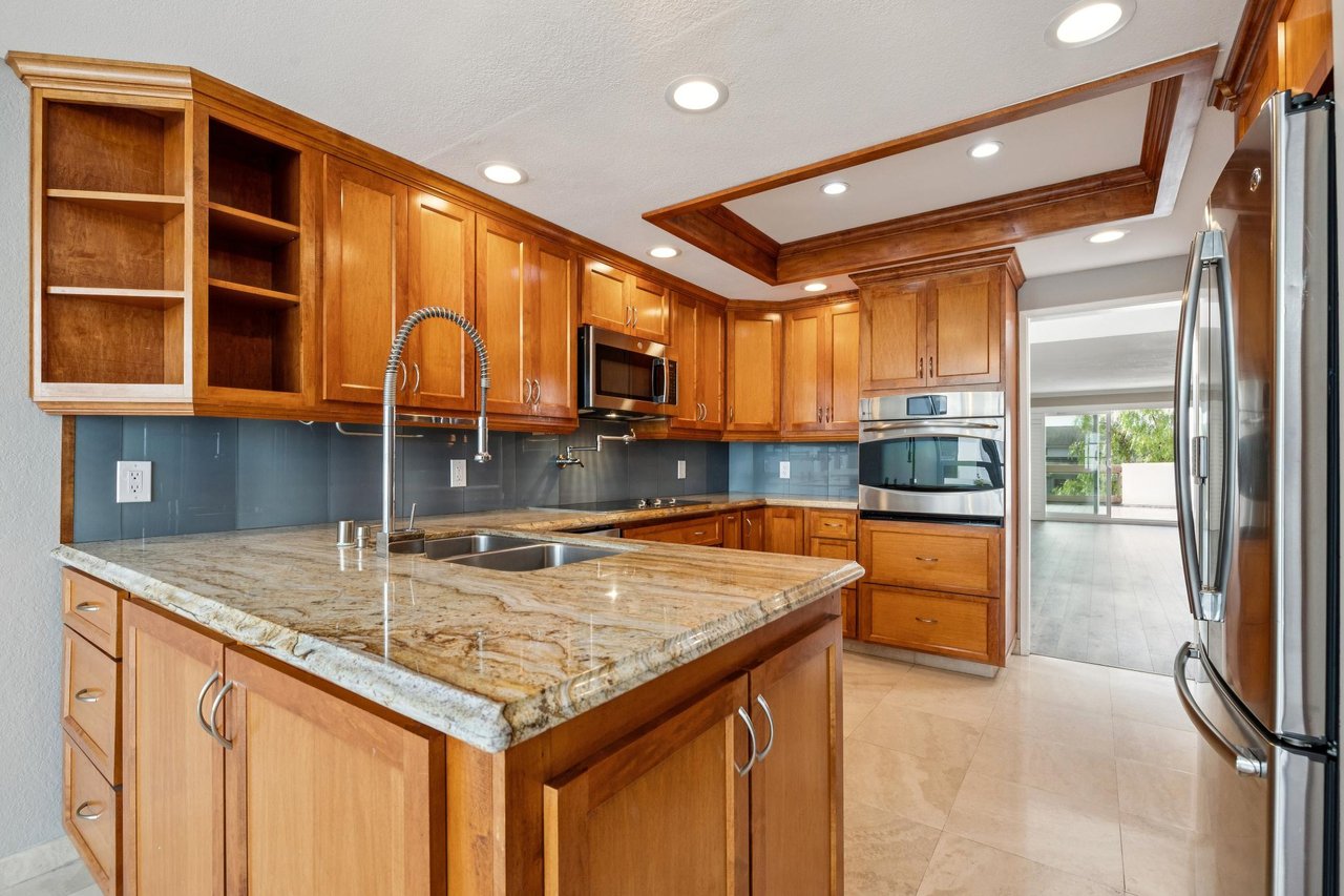 1018 Lido Lane