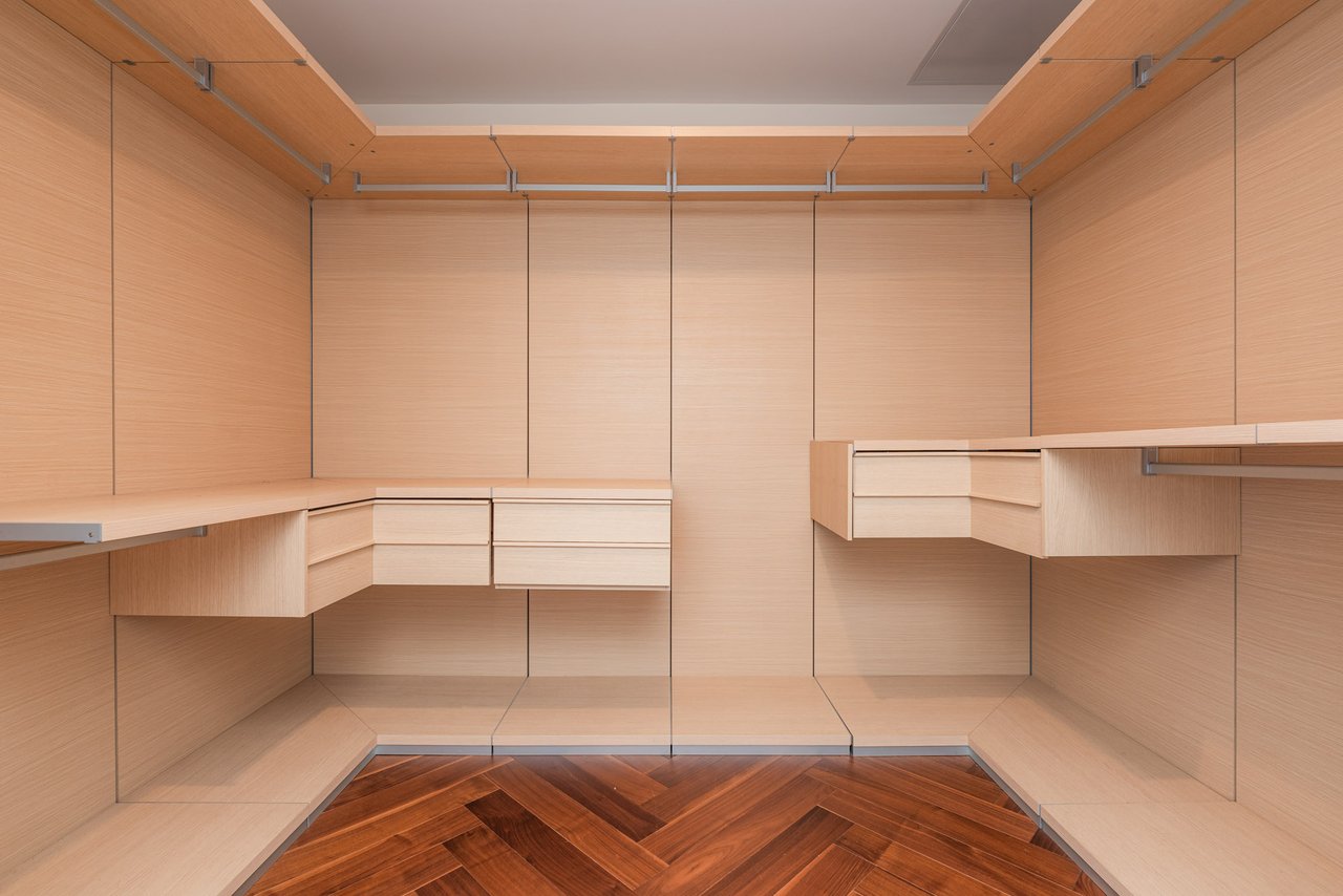 Suite 5302- 180 University Avenue