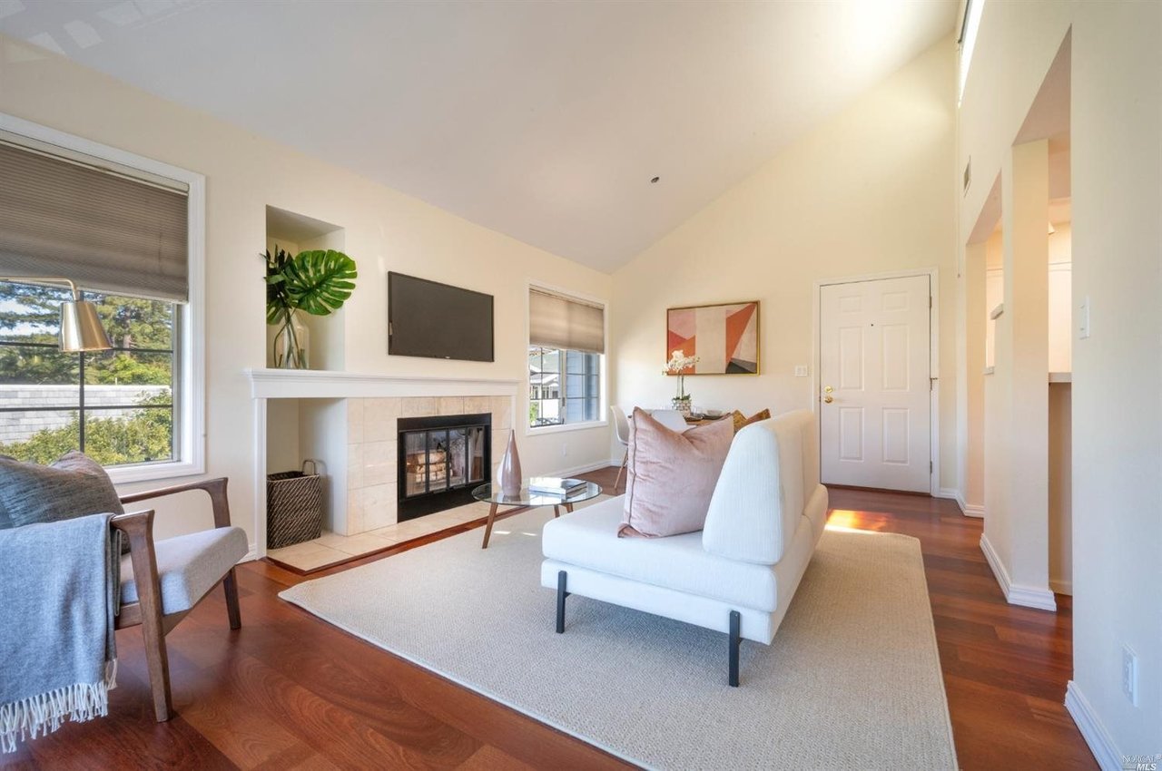 2 Ash Ave #3