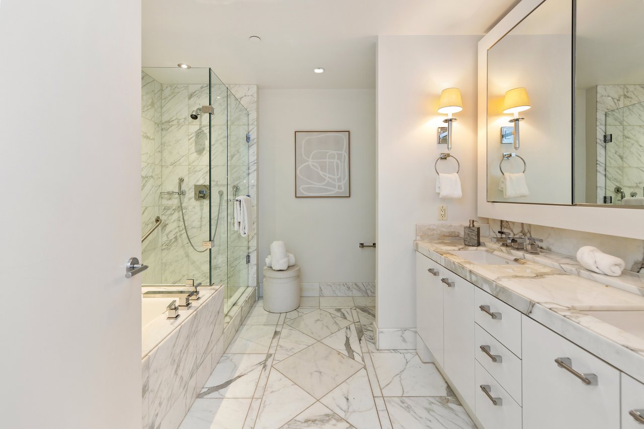 St. Regis Residence 24A