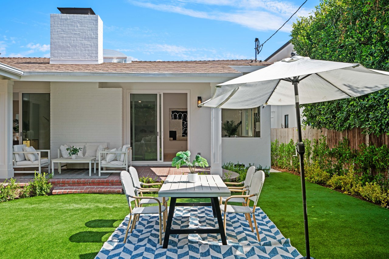 9730 Cresta Drive