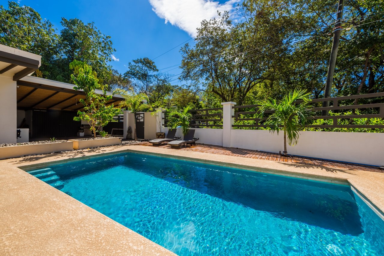 Casa Del Rio Potrero, Surfside